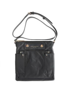 Marc Jacob’s logo-print shoulder back